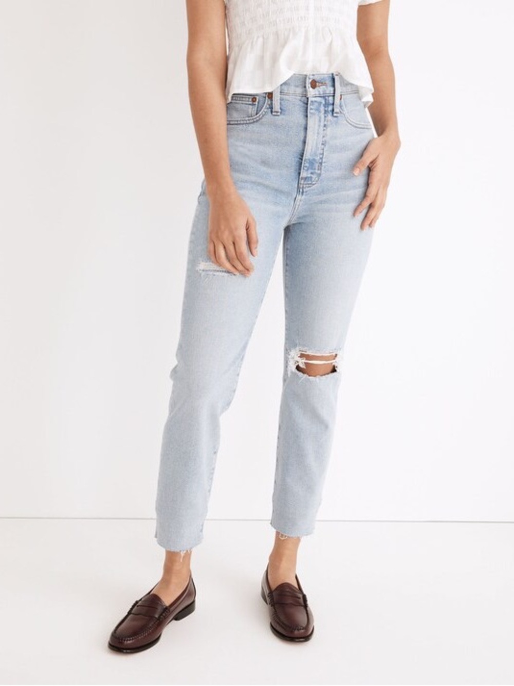 Madewell The MomJean 28 Ellendale Wash Raw Hem Distressed Mom Jean Light Wash